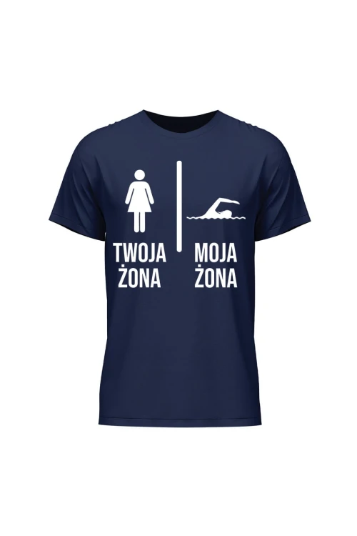 Koszulka męska Twoja żona vs Moja żona pływanie - granatowa